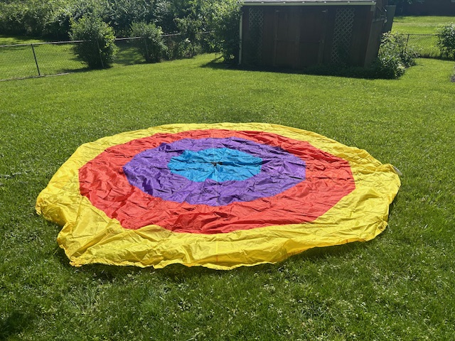 Large play parachute